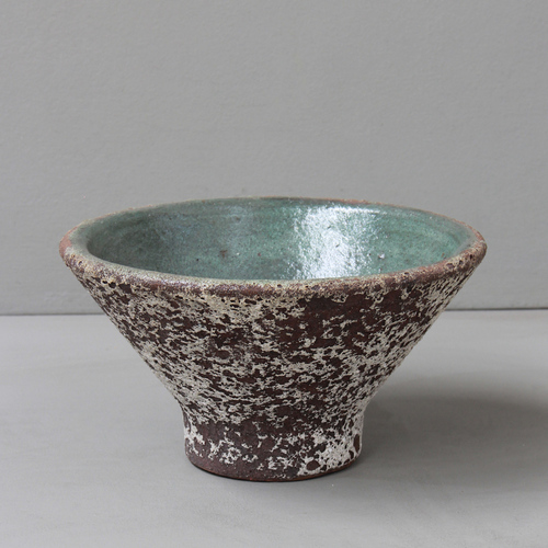 White Funnel Pot (Glazed inside in Green Colour) - D25.5cm x H15cm